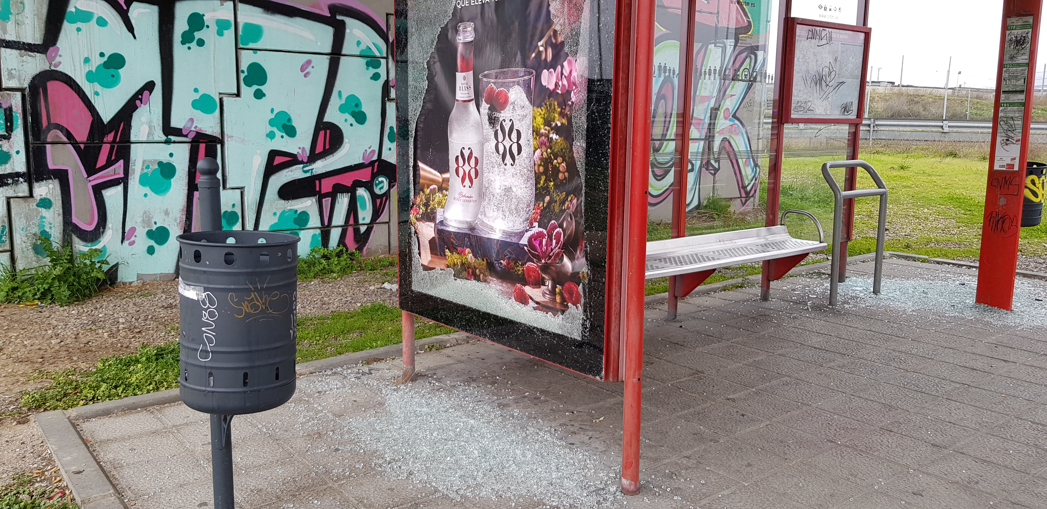 Paradas de autobús.